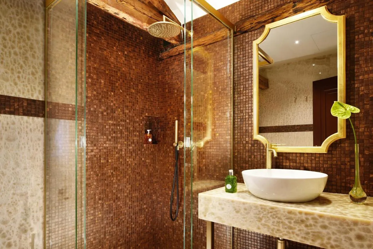 Empress Theodora Apartments Venise